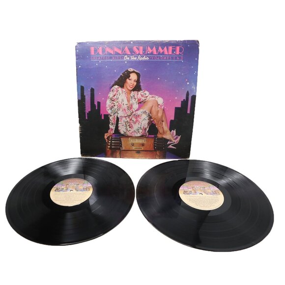 Donna Summer - On The Radio: Greatest Hits Volumes I & II Double-LP Set Vinyl - Picture 3 of 9